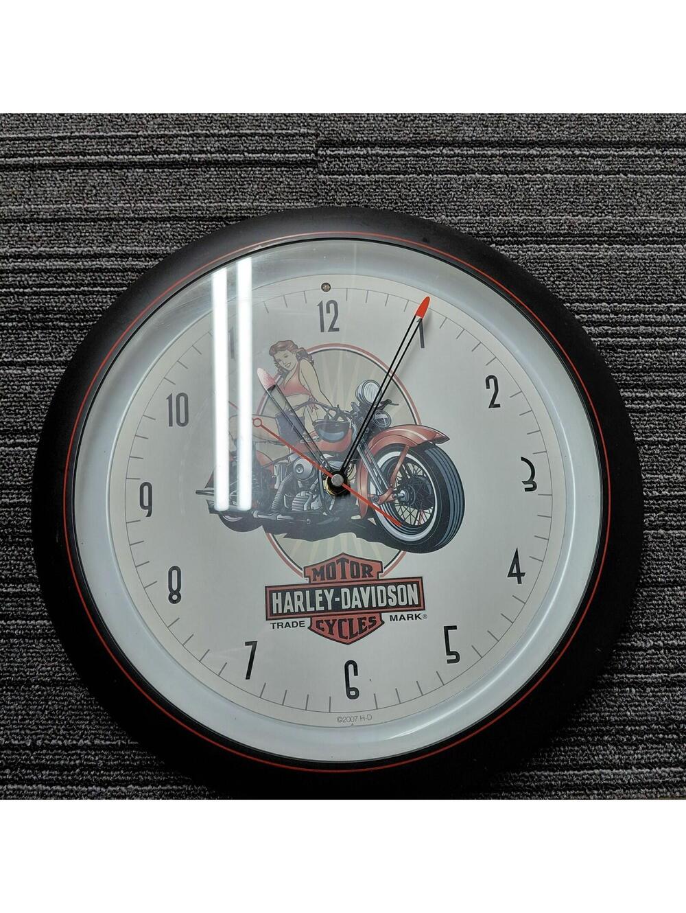Harley-Davidson Motorcycle Wall Clock Battery Operated Garage Man Cave Decor